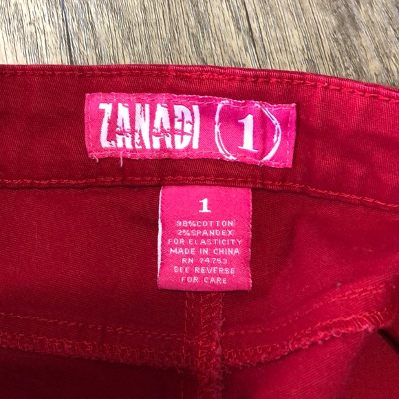EUC Zanadi Red Jean Shorts - Picture 3 of 4
